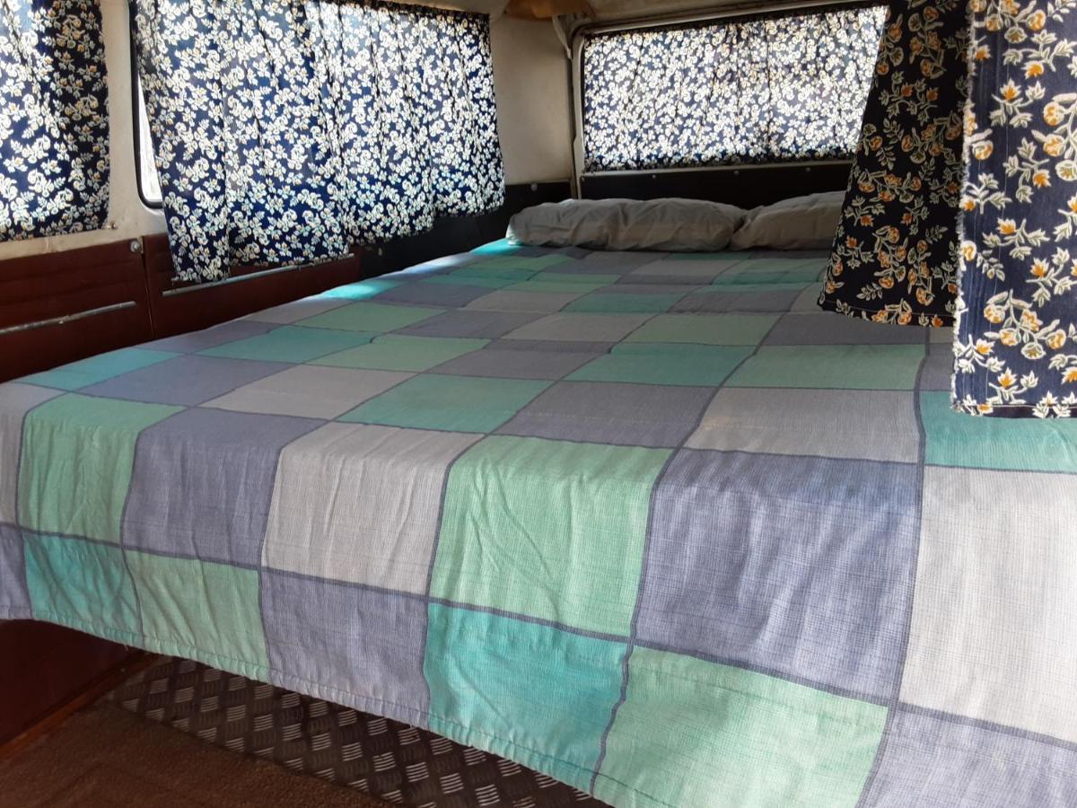 Kai-Oms Backpackers Lodge Outjo Extérieur photo