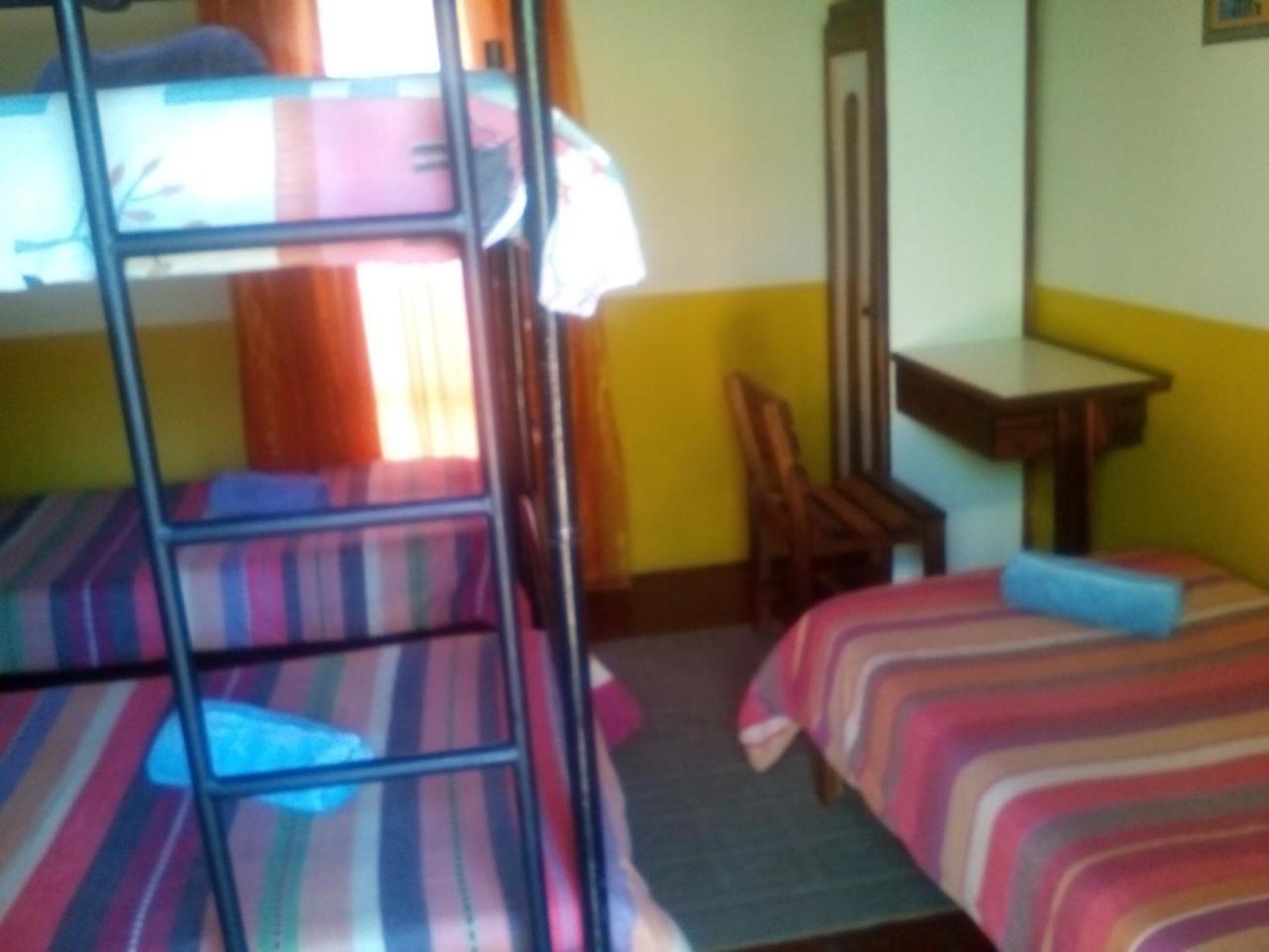 Kai-Oms Backpackers Lodge Outjo Extérieur photo